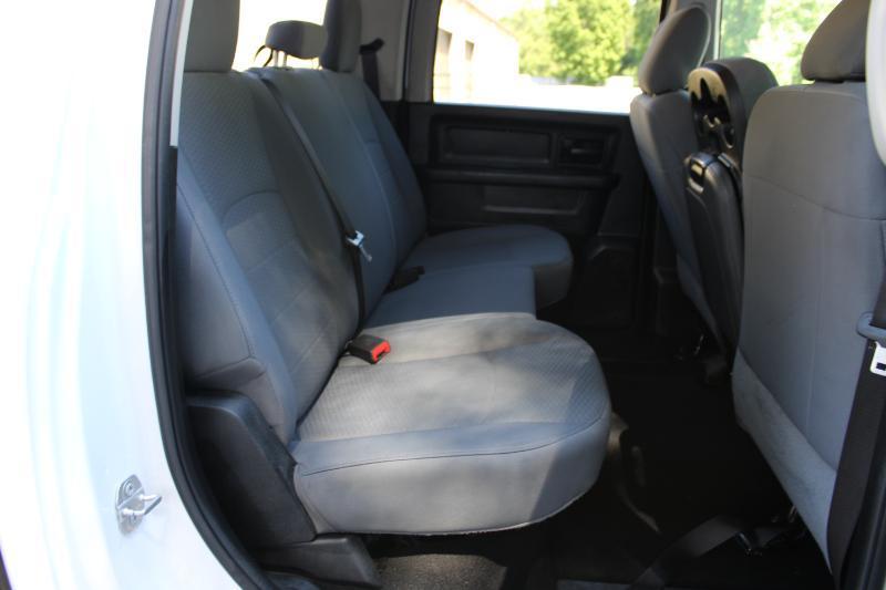 RAM 1500 Tradesman 4x2 Crew Cab 5'7" Box 2018