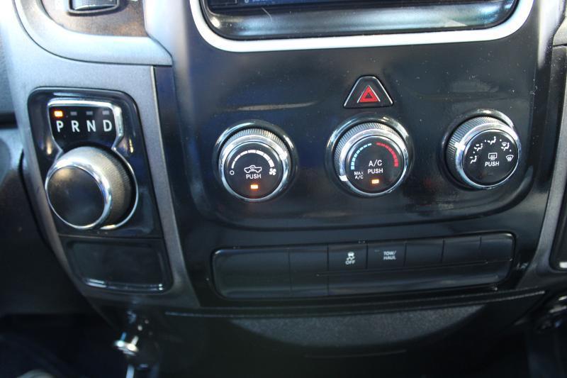 RAM 1500 Tradesman 4x2 Crew Cab 5'7" Box 2018