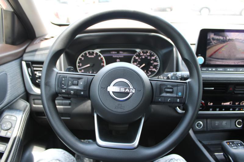 Nissan Rogue FWD SV 2022