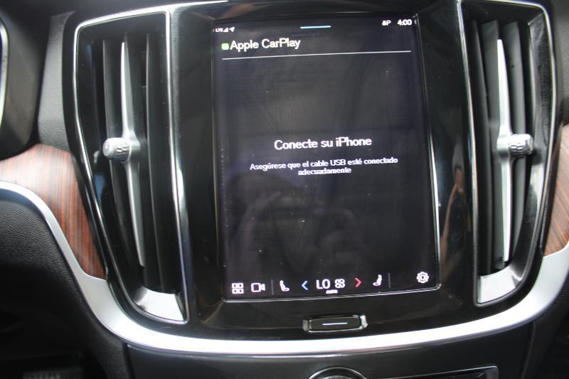 Volvo V60 Cross Country B5 AWD Plus 2024
