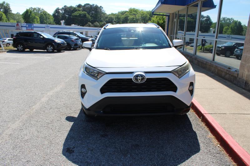 Toyota RAV4 XLE AWD (Natl) 2019