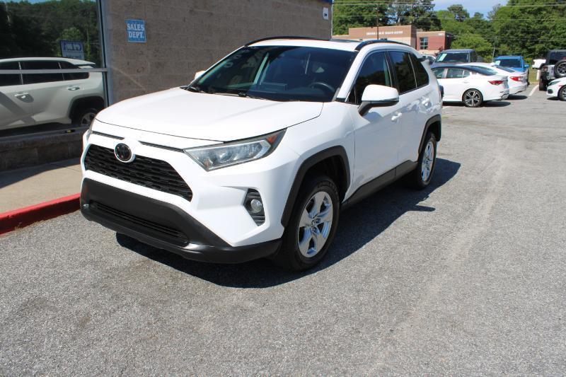 Toyota RAV4 XLE AWD (Natl) 2019