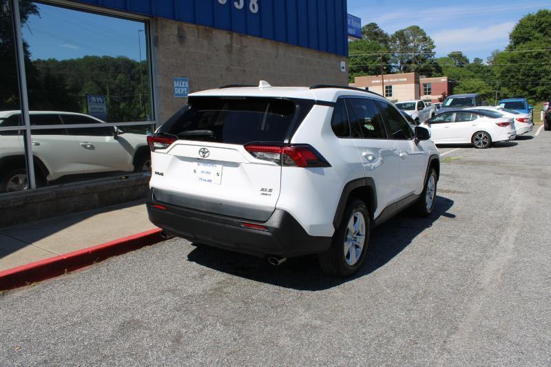 Toyota RAV4 XLE AWD (Natl) 2019