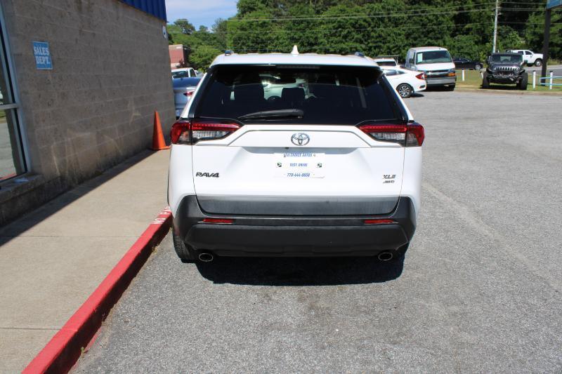 Toyota RAV4 XLE AWD (Natl) 2019