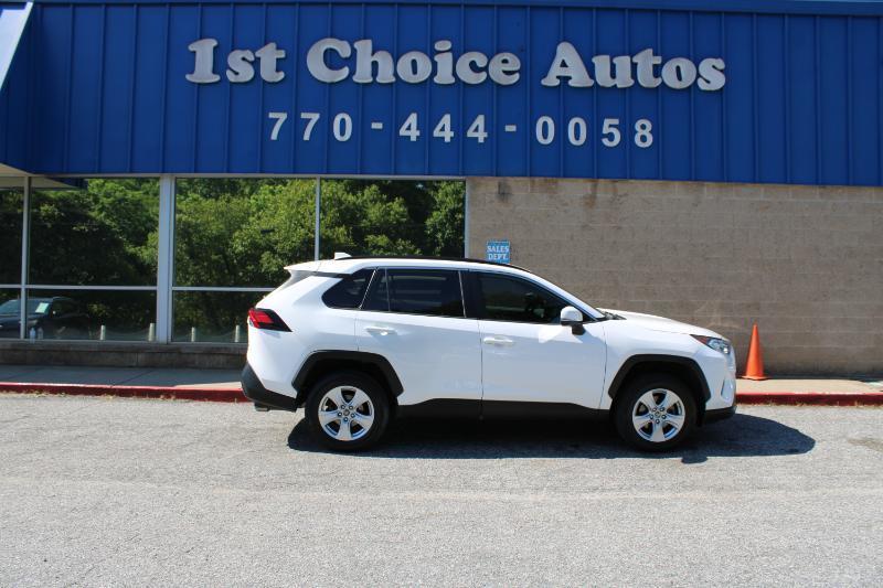 Toyota RAV4 XLE AWD (Natl) 2019