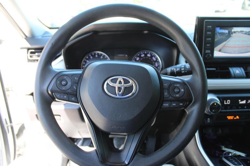 Toyota RAV4 XLE AWD (Natl) 2019