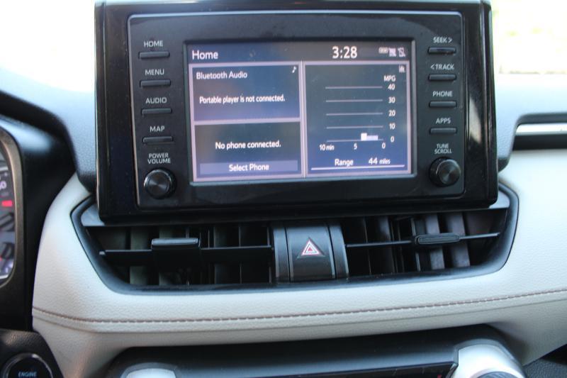 Toyota RAV4 XLE AWD (Natl) 2019