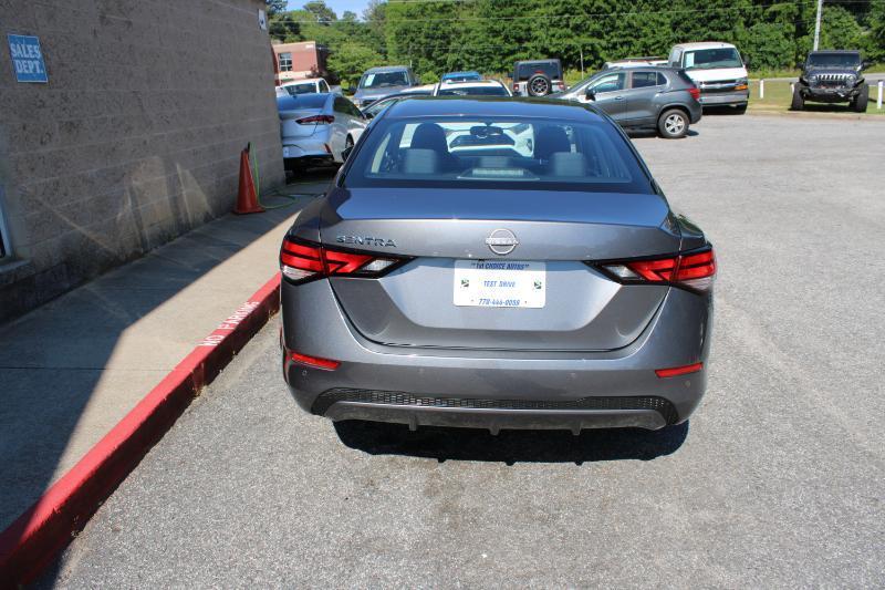 Nissan Sentra S CVT 2024