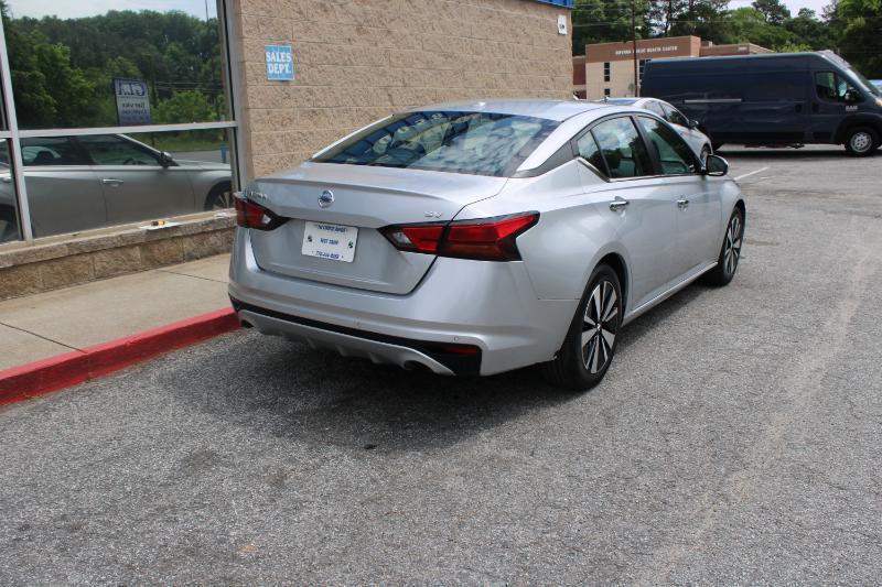 Nissan Sentra SV CVT 2022