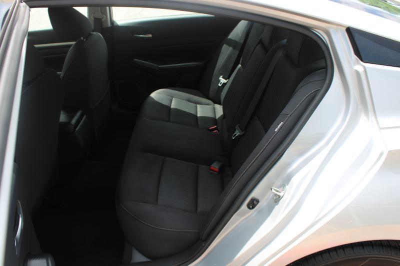 Nissan Sentra SV CVT 2022