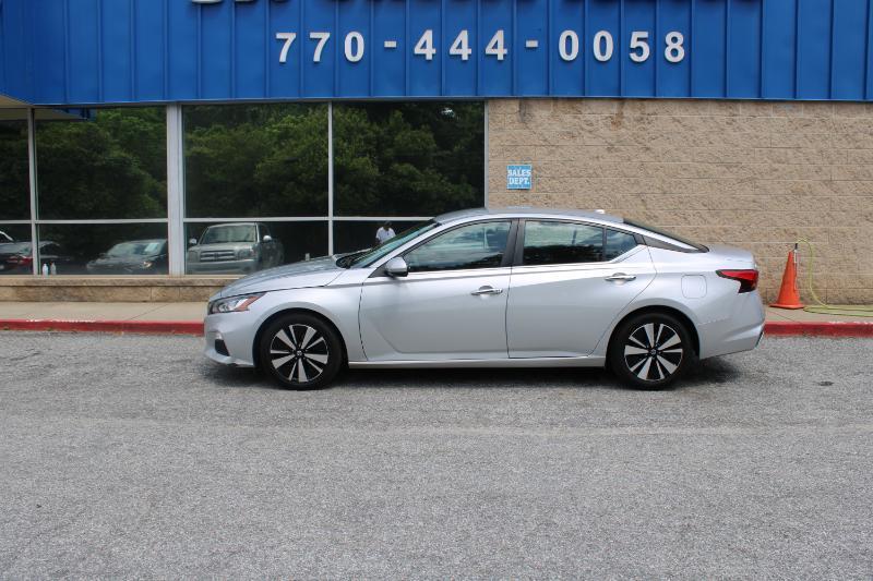Nissan Sentra SV CVT 2022