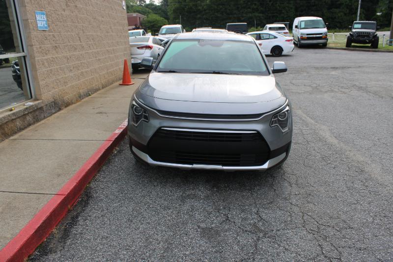 Kia Niro LX FWD 2023