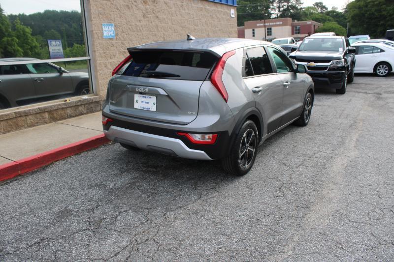Kia Niro LX FWD 2023
