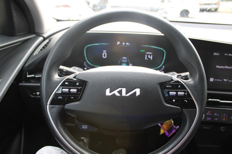 Kia Niro LX FWD 2023