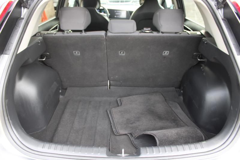 Kia Niro LX FWD 2023