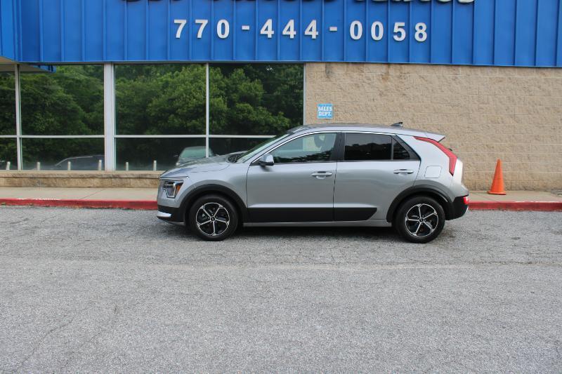 Kia Niro LX FWD 2023