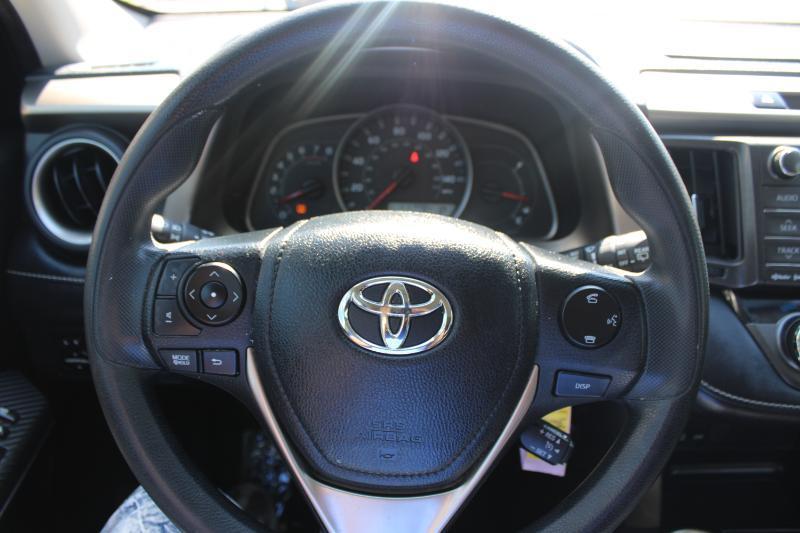 Toyota RAV4 FWD 4dr XLE (Natl) 2013