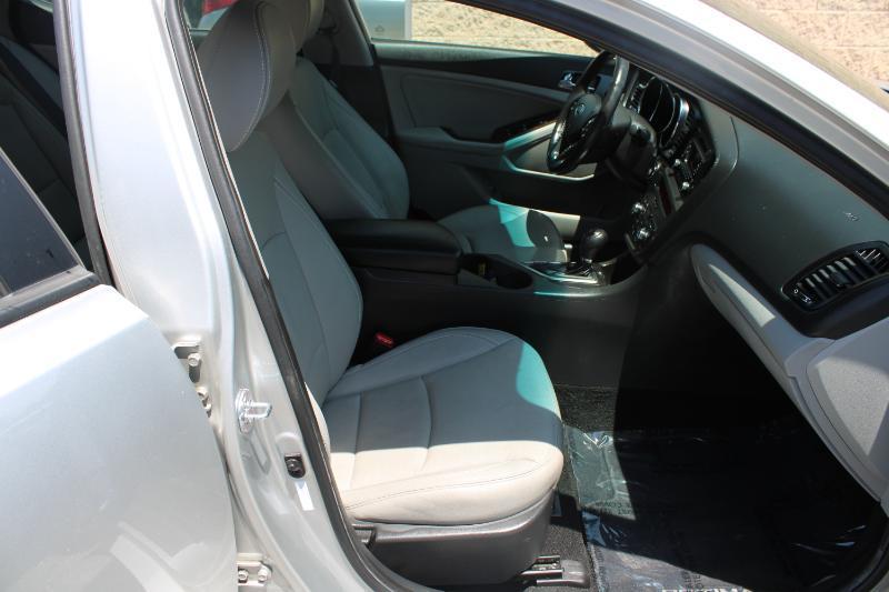 Kia Optima 4dr Sdn 2.4L Auto EX 2012