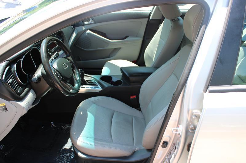 Kia Optima 4dr Sdn 2.4L Auto EX 2012