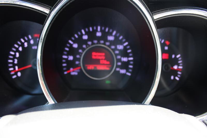 Kia Optima 4dr Sdn 2.4L Auto EX 2012