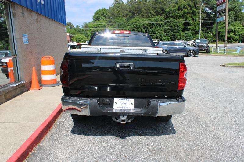 Toyota Tundra 2WD Truck Double Cab 5.7L FFV V8 6-Spd AT SR5 (Natl) 2016