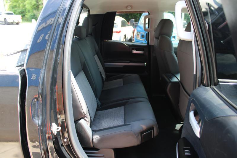 Toyota Tundra 2WD Truck Double Cab 5.7L FFV V8 6-Spd AT SR5 (Natl) 2016