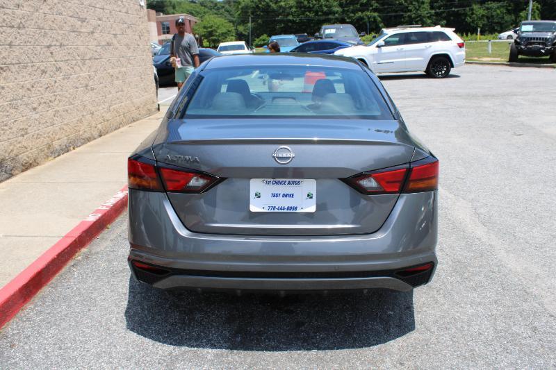 Nissan Altima 2.5 S Sedan 2024