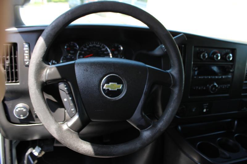Chevrolet Express Cargo Van RWD 2500 155" 2016