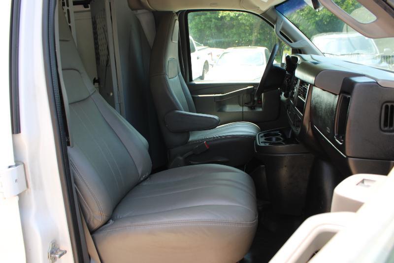 Chevrolet Express Cargo Van RWD 2500 155" 2016
