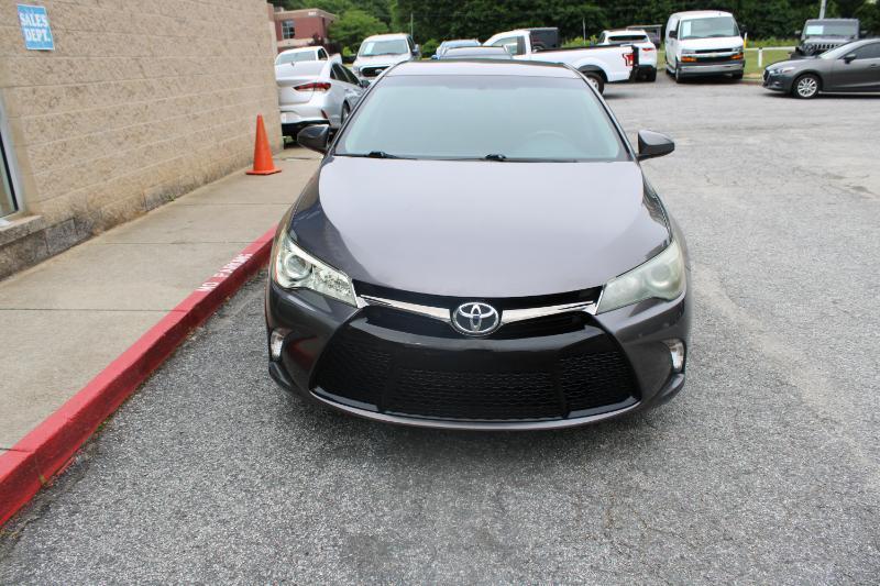 Toyota Camry 4dr Sdn I4 Auto SE (Natl) 2016