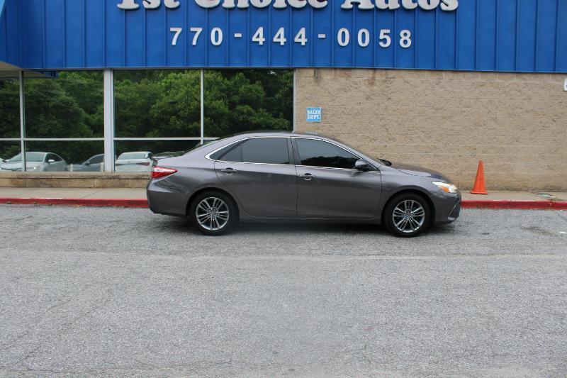 Toyota Camry 4dr Sdn I4 Auto SE (Natl) 2016