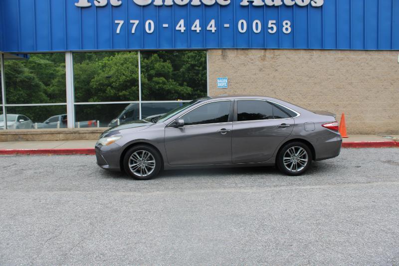 Toyota Camry 4dr Sdn I4 Auto SE (Natl) 2016