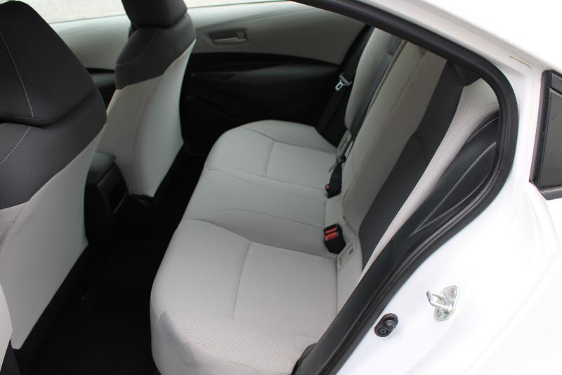 Toyota Corolla LE CVT (Natl) 2022