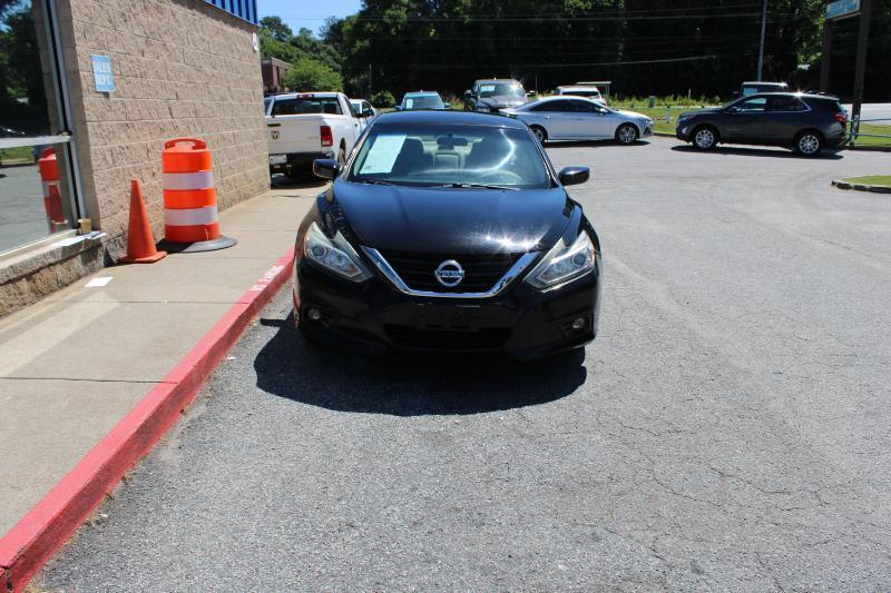 Nissan Altima 2.5 SV Sedan 2017