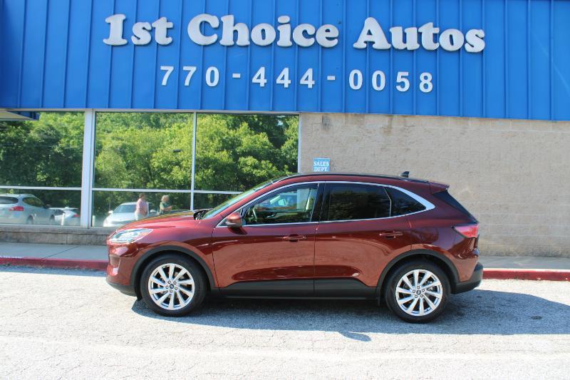 Ford Escape Titanium Hybrid FWD 2021