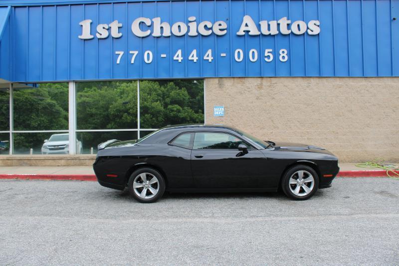 Dodge Challenger SXT RWD 2019
