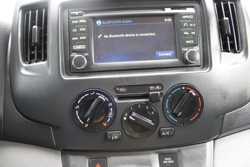 Nissan NV200 Compact Cargo I4 SV 2017