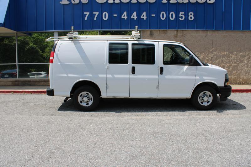 Chevrolet Express Cargo Van RWD 2500 135" 2019