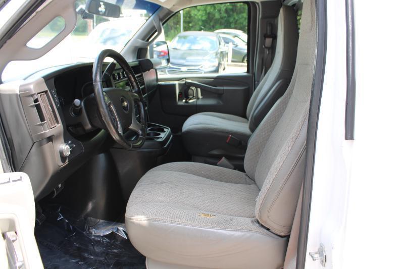 Chevrolet Express Cargo Van RWD 2500 135" 2019