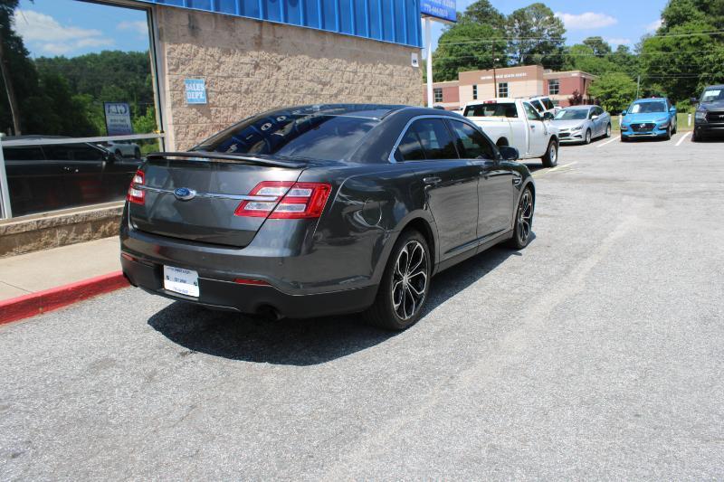 Ford Taurus 4dr Sdn SHO AWD 2015