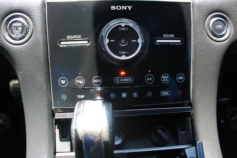 Ford Taurus 4dr Sdn SHO AWD 2015