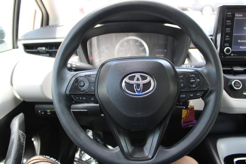 Toyota Corolla LE CVT (Natl) 2022
