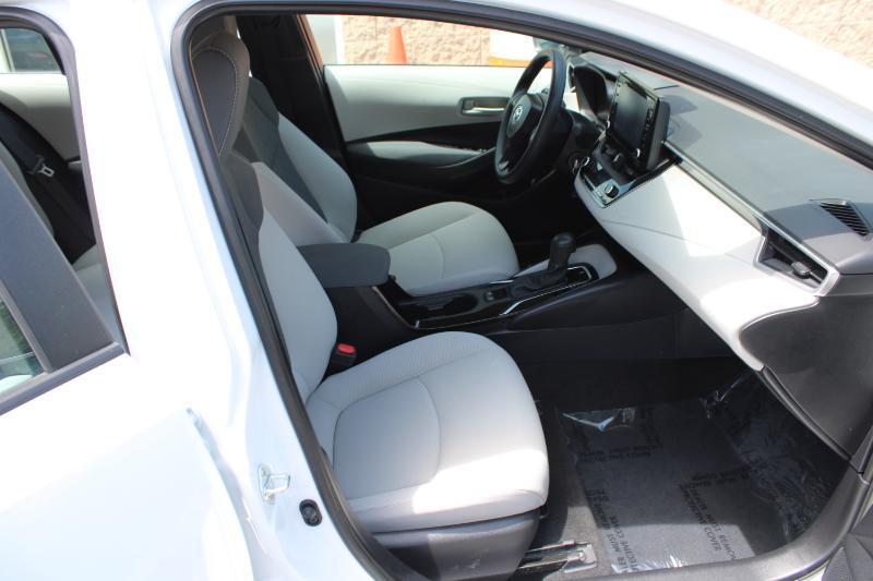 Toyota Corolla LE CVT (Natl) 2022