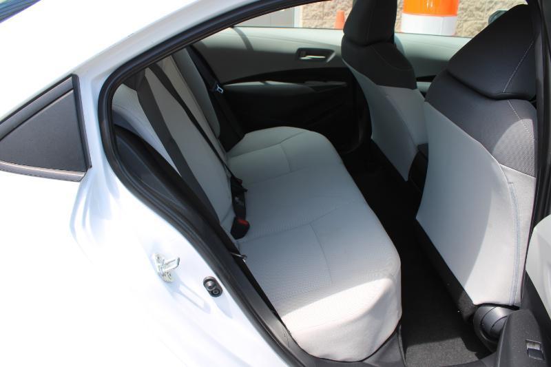 Toyota Corolla LE CVT (Natl) 2022