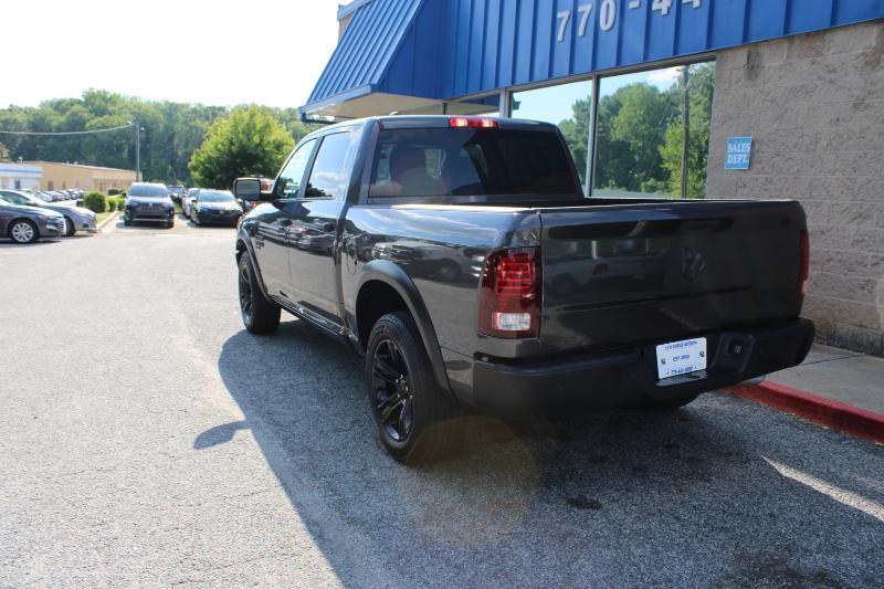 RAM 1500 Classic Warlock 4x2 Crew Cab 5'7" Box 2024
