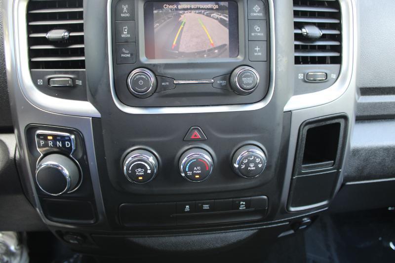 RAM 1500 Classic Warlock 4x2 Crew Cab 5'7" Box 2024