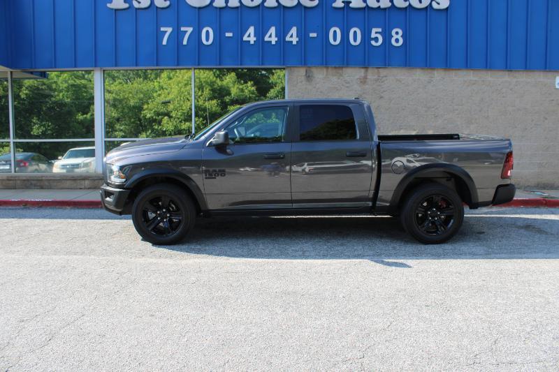 RAM 1500 Classic Warlock 4x2 Crew Cab 5'7" Box 2024