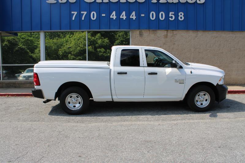 RAM 1500 Classic Tradesman 4x2 Quad Cab 6'4" Box 2022