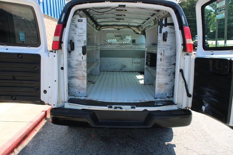 Chevrolet Express Cargo Van RWD 2500 155" 2016