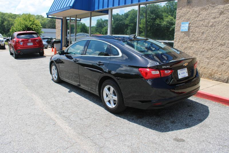 Chevrolet Malibu 4dr Sdn LS w/1FL 2020
